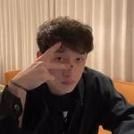 Chan_EmoPeace emote